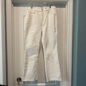 GOOD AMERICAN KICK FLARE JEANS